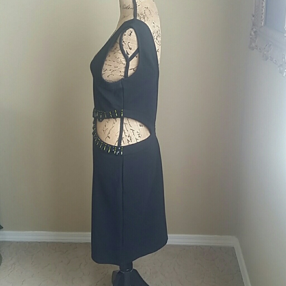 DRESS - Picture 3 of 3
